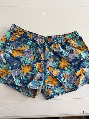 Patagonia Barely Baggies Shorts - 2.5”
